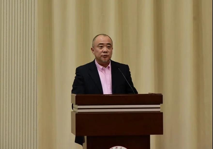 指导教师发言