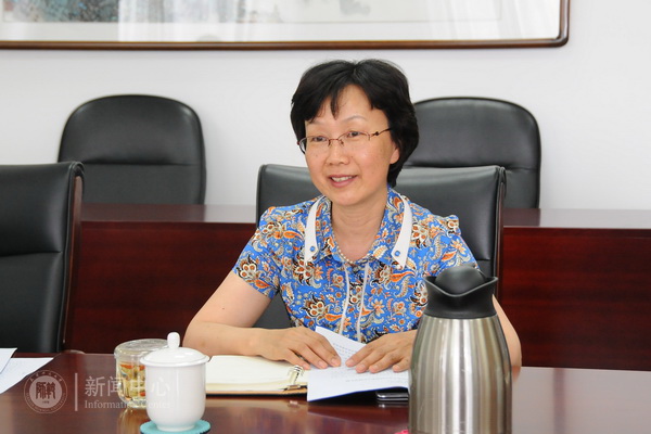 市委教育工委副书记杨清海带队检查我校宣传思想工作