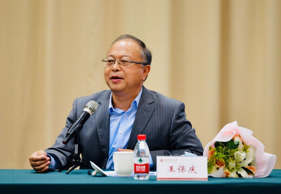 优秀校友天津市第七中学校长王保庆发言