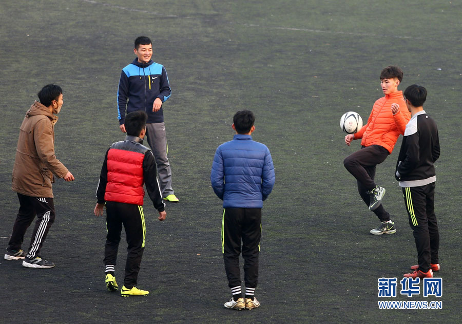 只练足球少实战可以吗。现在练足球已经有快1