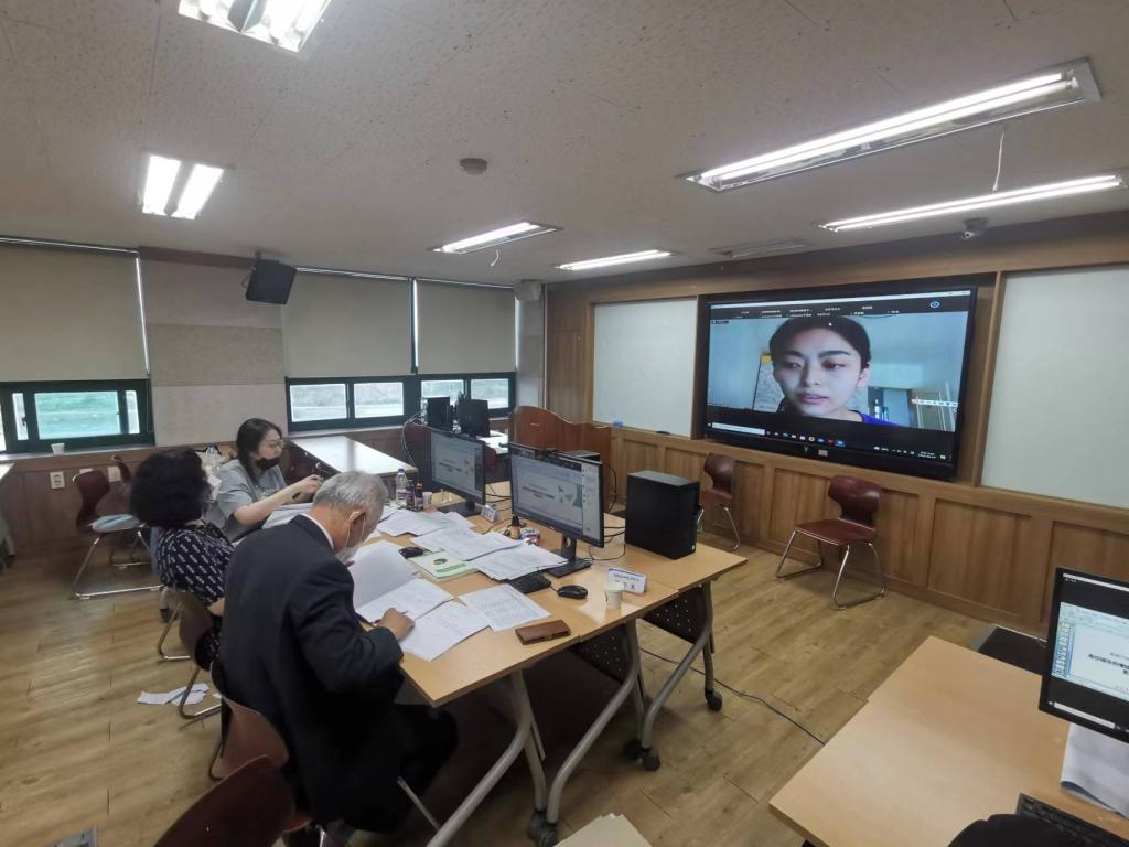 我校与韩国世翰大学合作举办硕士学位教育项目2022届学员学位论文答辩圆满结束